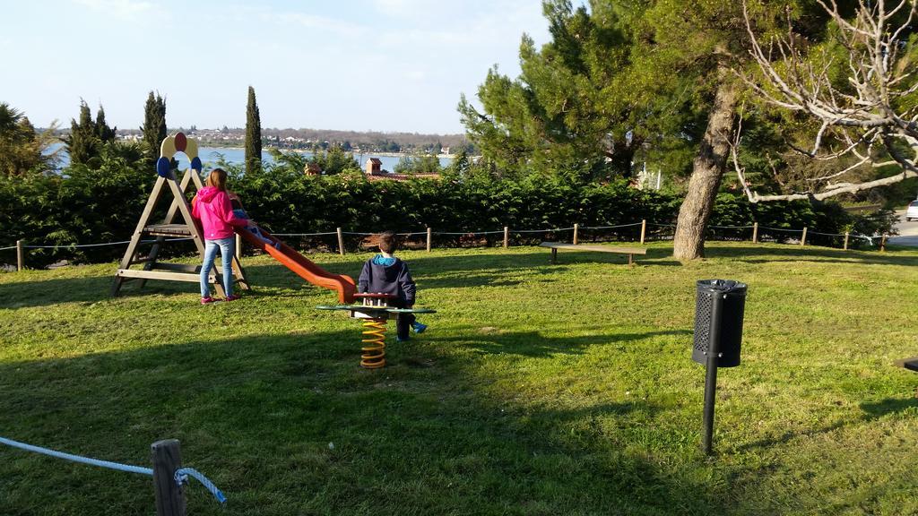 Apartments Henc Novigrad Istria Buitenkant foto